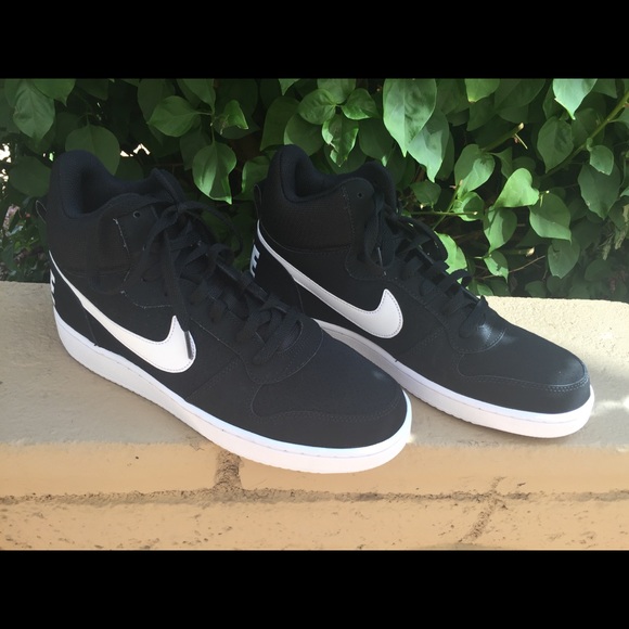 Nike Court Borough Mid - Picture 4 of 5